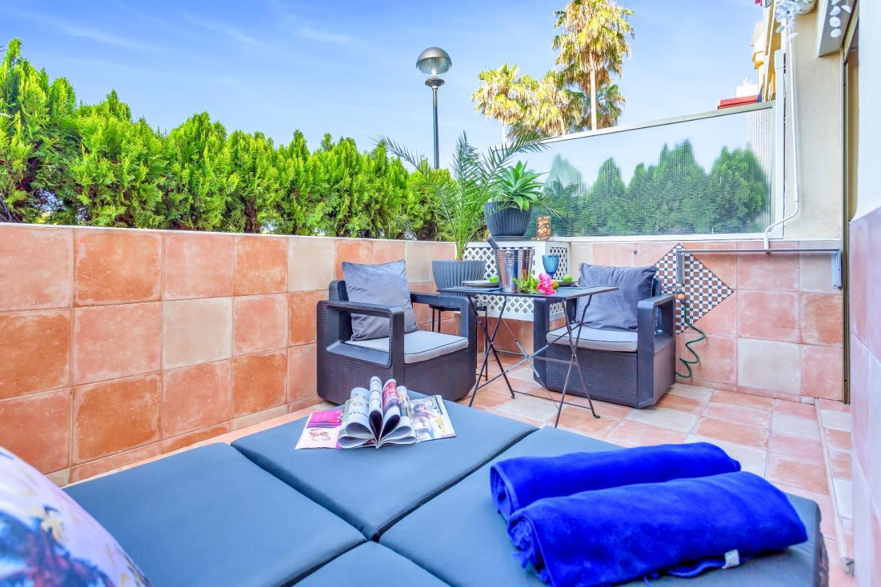 Super2Beachfront Marbella Buitenkant foto