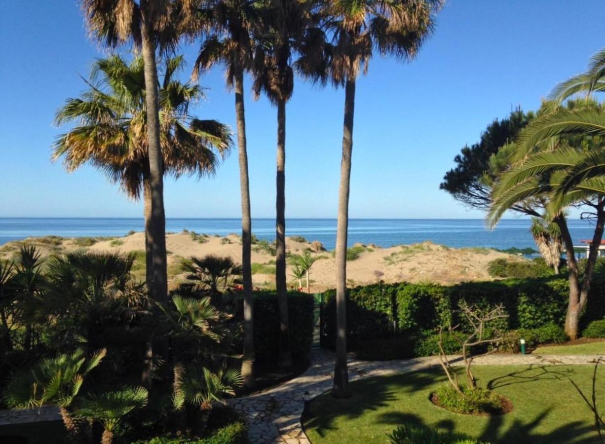 Super2Beachfront Marbella Buitenkant foto