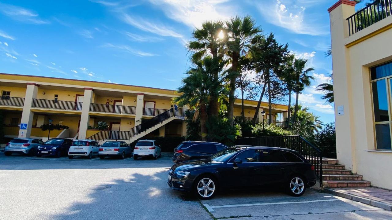 Super2Beachfront Marbella Buitenkant foto