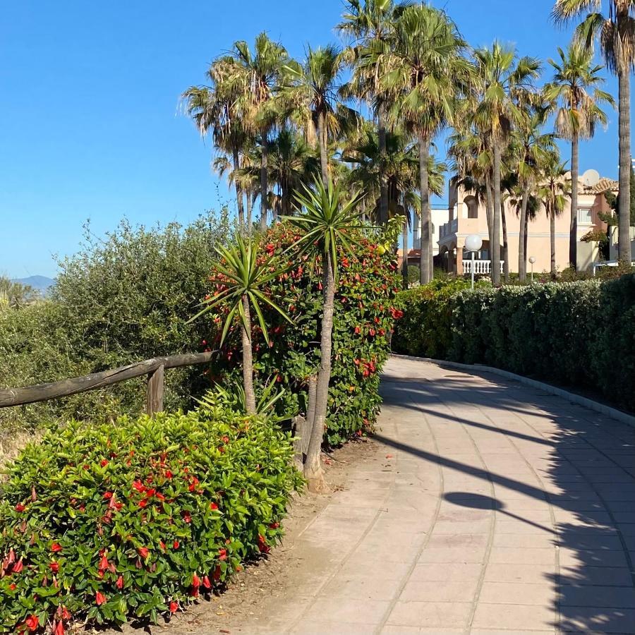 Super2Beachfront Marbella Buitenkant foto