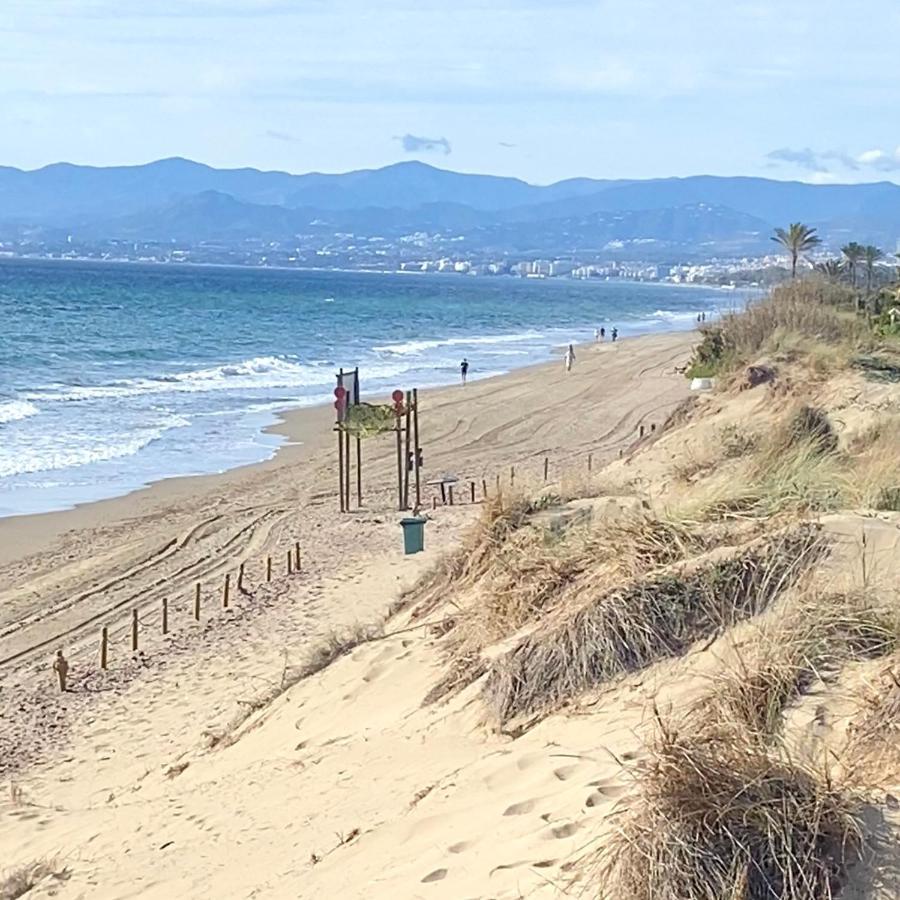 Super2Beachfront Marbella Buitenkant foto