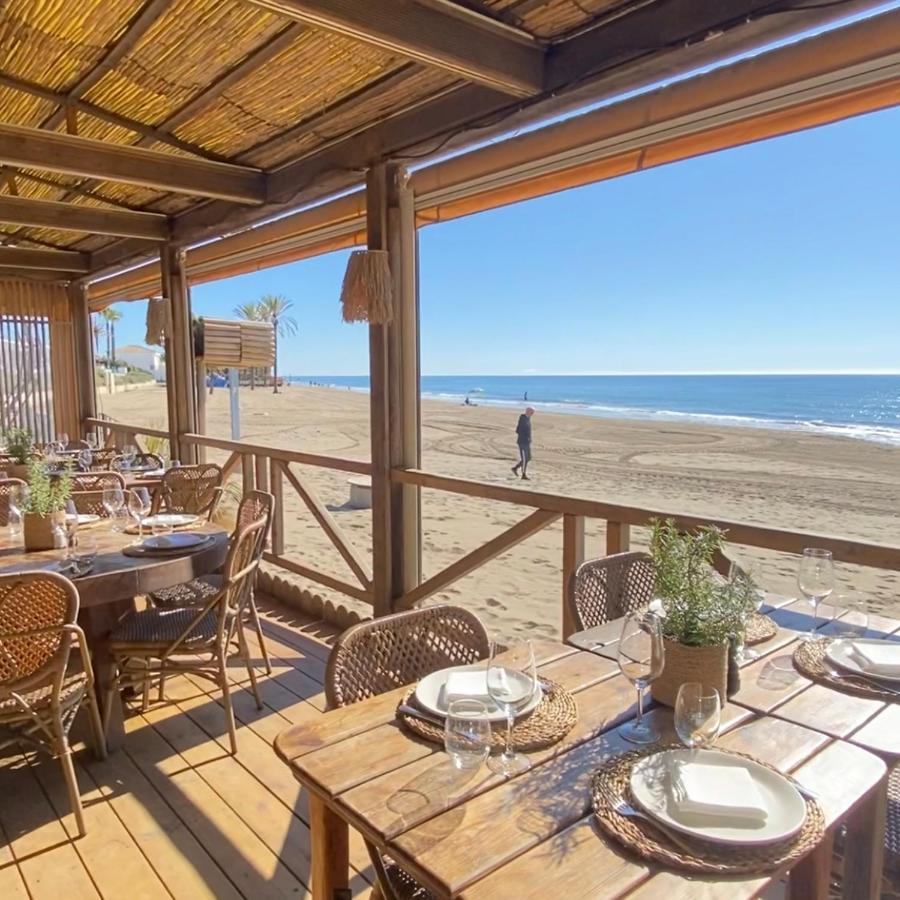 Super2Beachfront Marbella Buitenkant foto