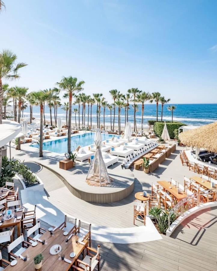 Super2Beachfront Marbella Buitenkant foto